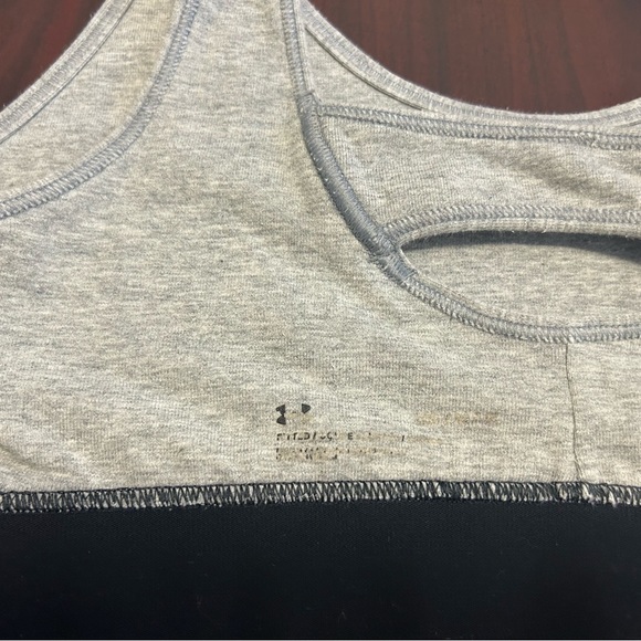 Under Armour Fitted Sports Bra Sz XSmall - Picture 9 of 13